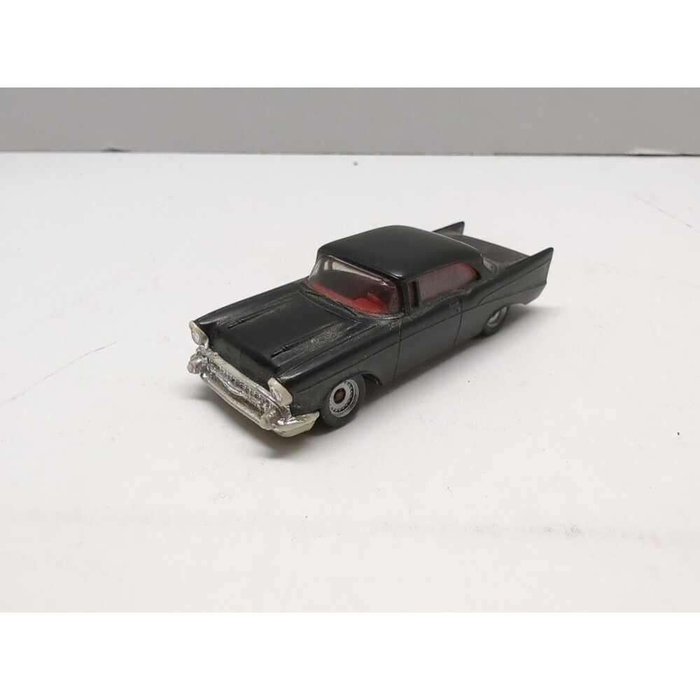 Vintage 1989 Monogram Models Black Chevy